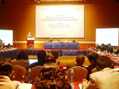 Colloque Vietnam-Allemagne sur l'organisation du pouvoir d'état